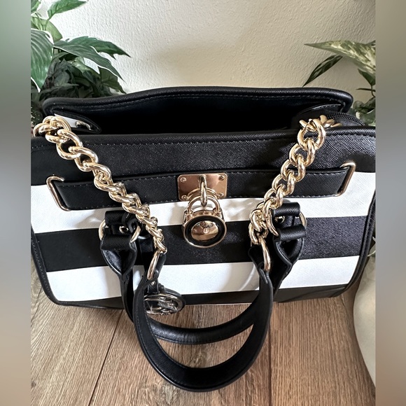 Dasein VL Black & White Striped Top Handle Tote Shoulder Bag - Picture 9 of 15